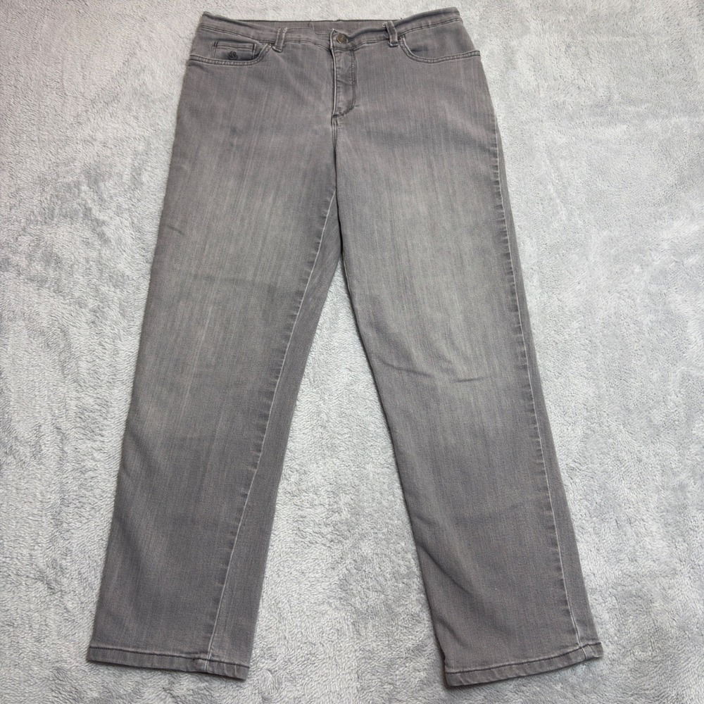 Gloria Vanderbilt Amanda Jeans Women 32/27 Short Gray Straight Leg Stretch Denim
